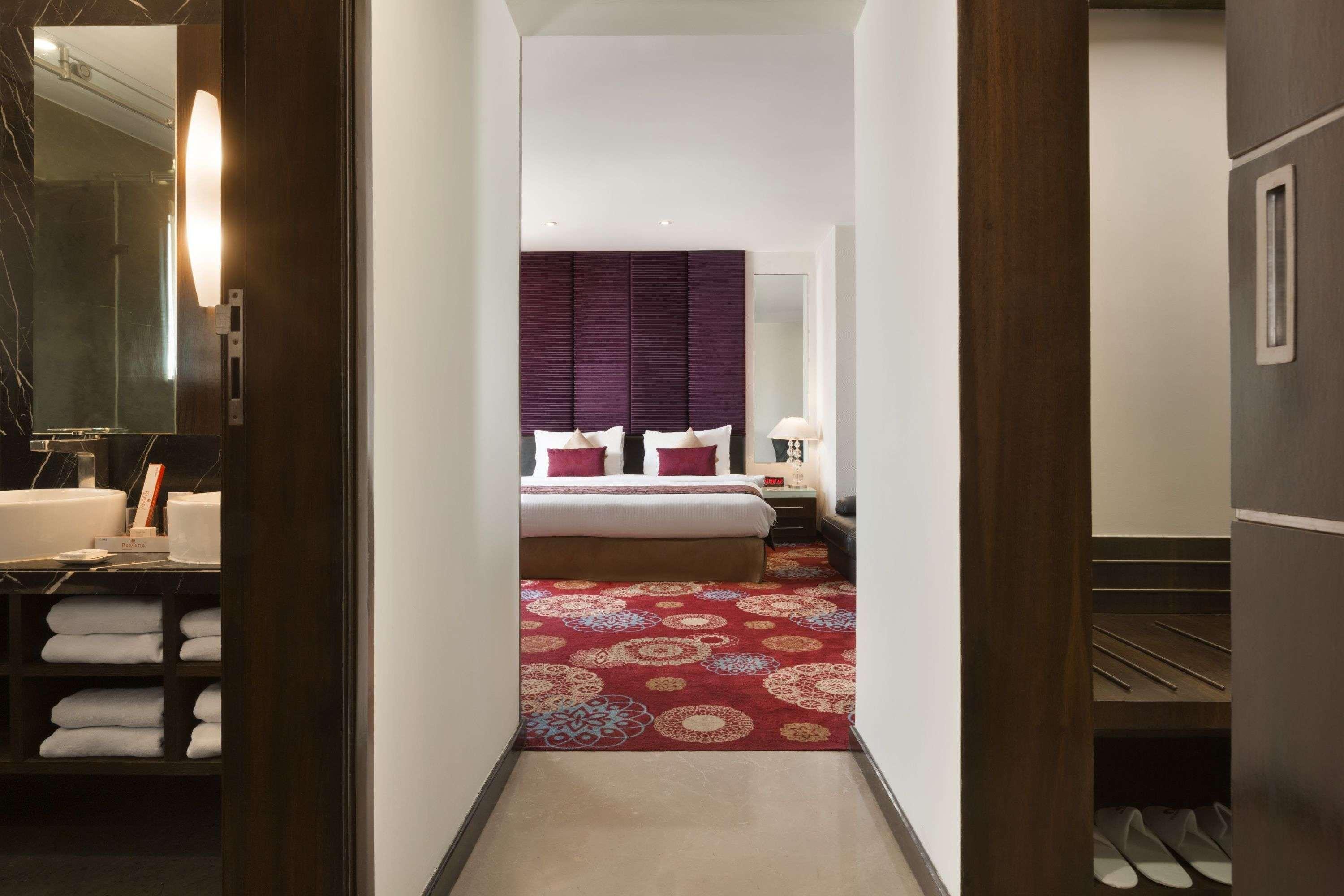Ramada Ahmedabad Hotel Exterior photo
