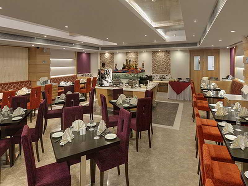 Ramada Ahmedabad Hotel Exterior photo